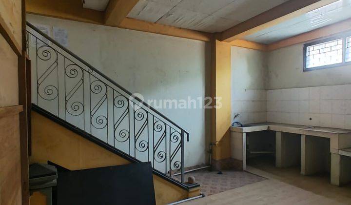Ruko murah 2,5 lantai strategis pusat kota dekat Singosaren, Solo 7