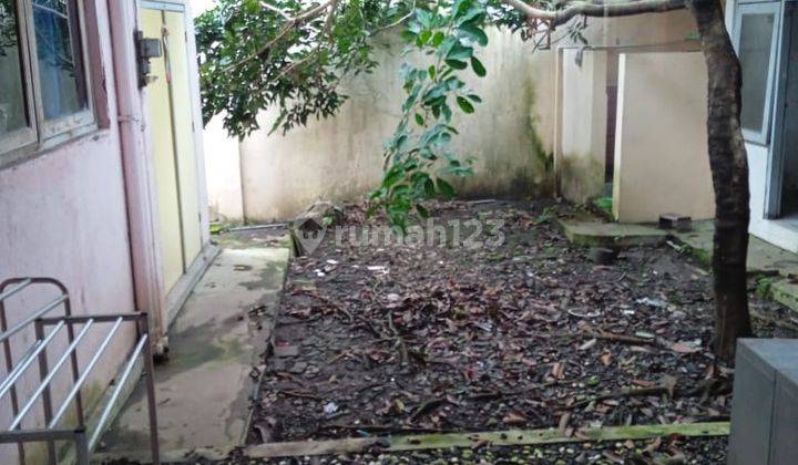 Rumah model lama besar & luas dekat jalan raya Palur 11