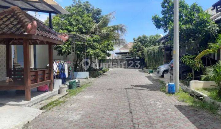 Rumah siap pakai
di cluster 3