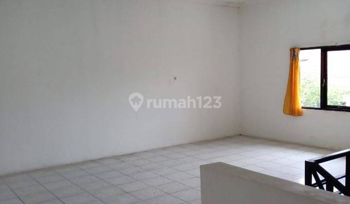 Ruko bagus 2 lantai tengah kota strategis 12