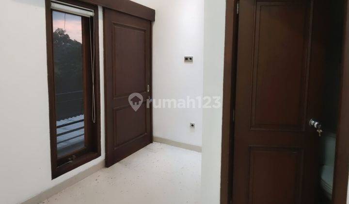 Rumah Cluster Bagus Siap Huni 2 Lantai 13