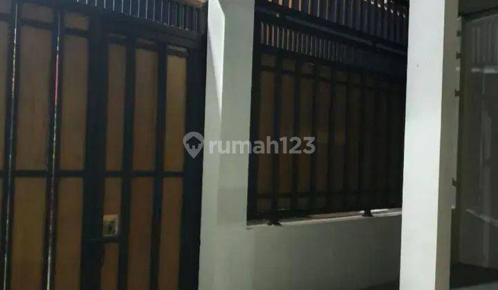 Rumah bagus siap huni  3