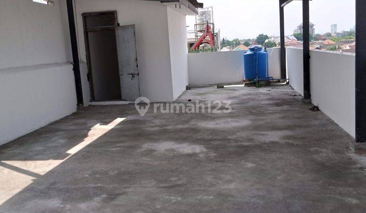 Ruko bagus 4 lantai tengah kota 10