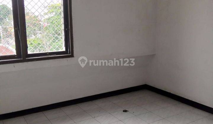 Ruko bagus 4 lantai tengah kota 12