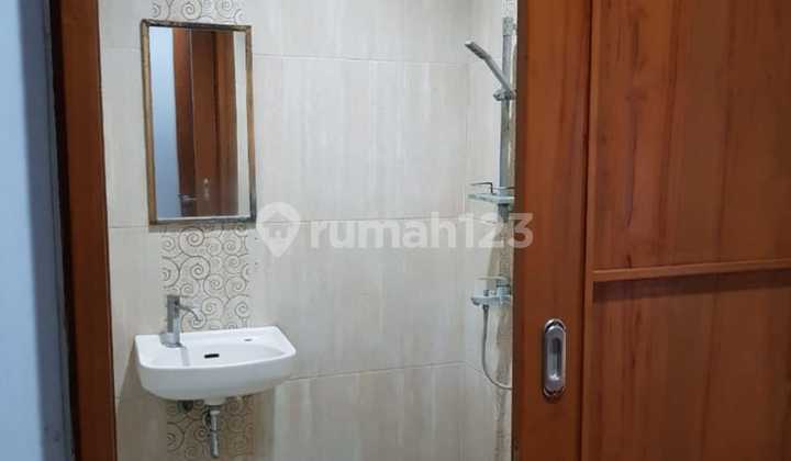 Rumah 2 lantai siap huni
di cluster elite 12