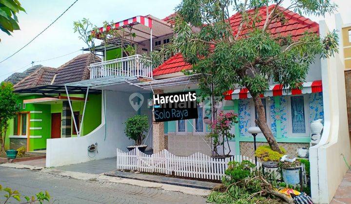 Rumah cantik 1,5 lantai siap huni dengan perabotan di cluster 3