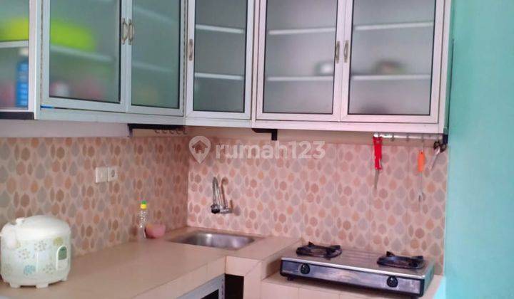 Rumah cantik 1,5 lantai siap huni dengan perabotan di cluster 8
