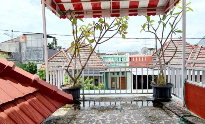 Rumah cantik 1,5 lantai siap huni dengan perabotan di cluster 10