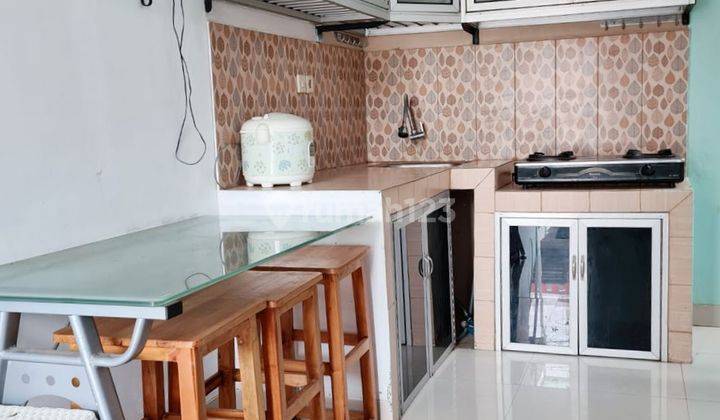 Rumah cantik 1,5 lantai siap huni dengan perabotan di cluster 12