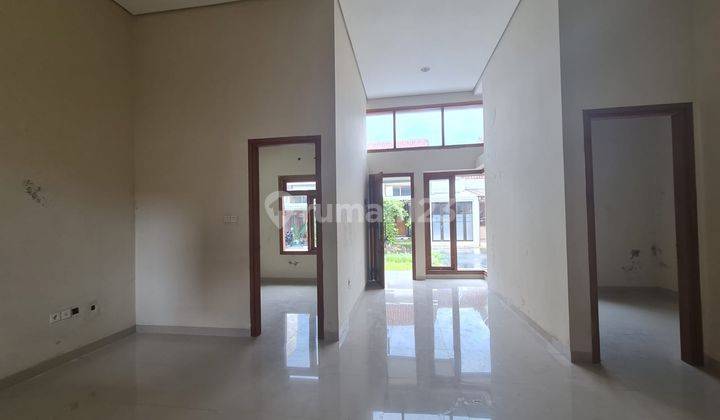 Rumah bagus siap huni di cluster elite 3