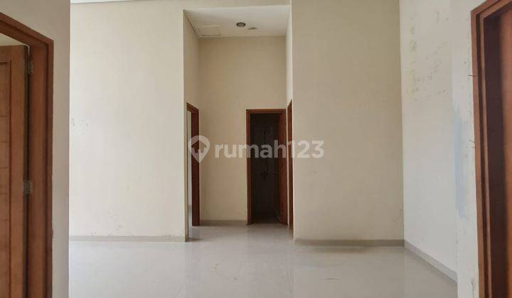 Rumah bagus siap huni di cluster elite 9
