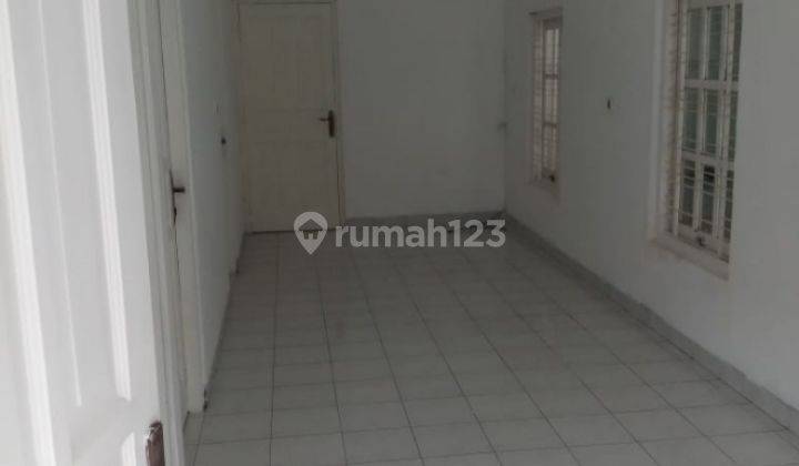 Rumah siap huni di prime area di Manahan, Solo 3