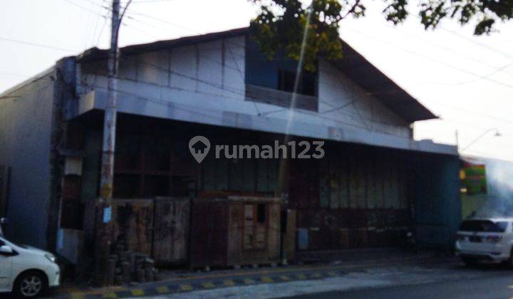 Gudang strategis tengah kota 2