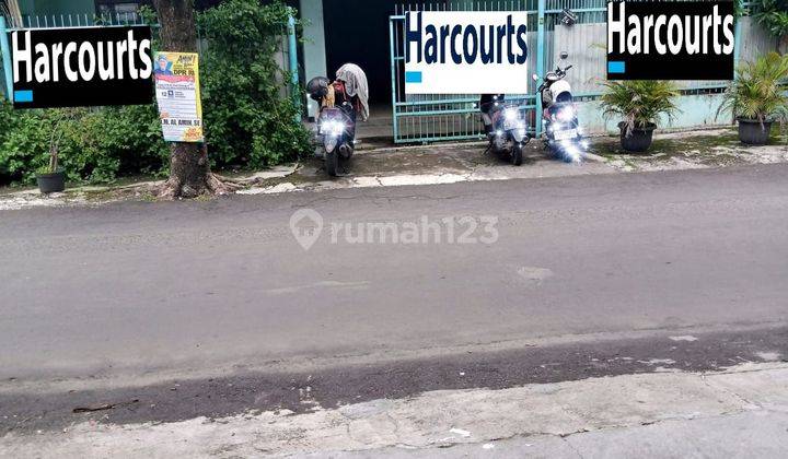 Rumah tinggal & rumah kos aktif tengah kota dekat Jalan Sutan Syahrir, Banjarsari, Solo 1