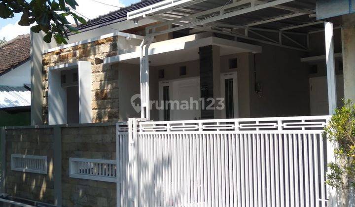 Rumah Minimalis Tengah Kota Harga Di Bawah 900 juta 1