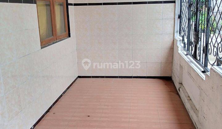 Rumah MURAH sederhana siap huni di lingkungan perumahan 2