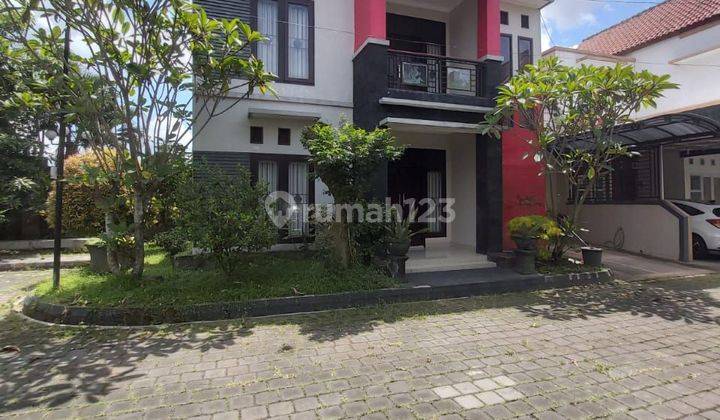 Rumah 2 lantai full furnished di cluster elite 1