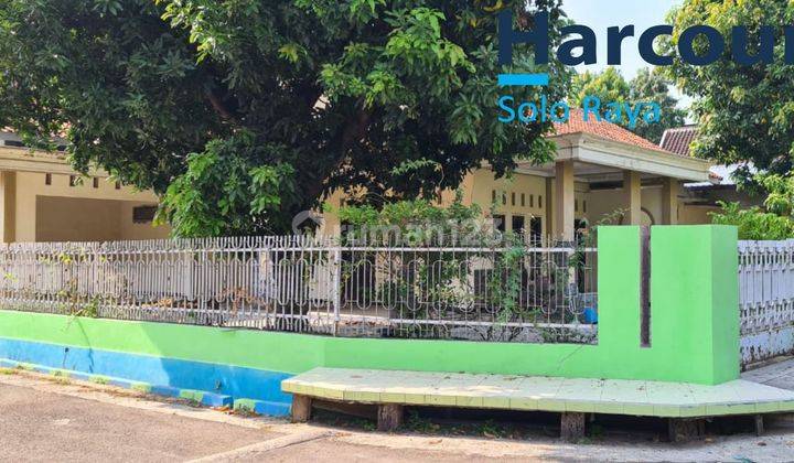 Rumah hook siap huni sangat strategis tengah Kota Sragen 1