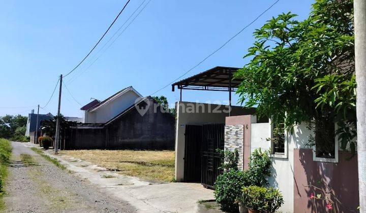 Rumah minimalis siap huni di Singopuran 2