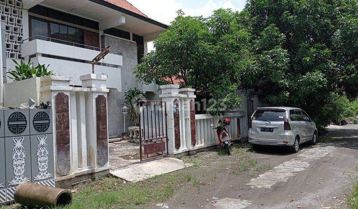 Rumah besar tengah kota 2