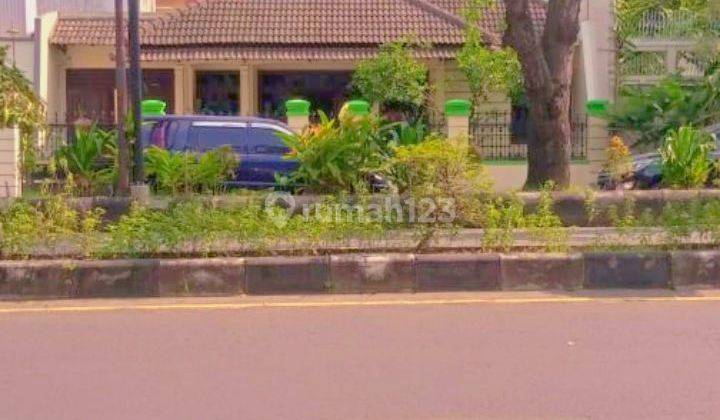 Rumah siap huni di pinggir jalan raya utama 1