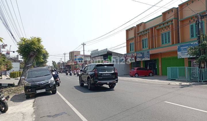 Gudang strategis siap pakai dekat pintu tol Klodran 2