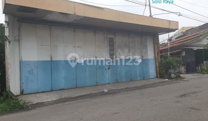 Ruko & Rumah Di Perumahan Di Banjarsari, Solo 1