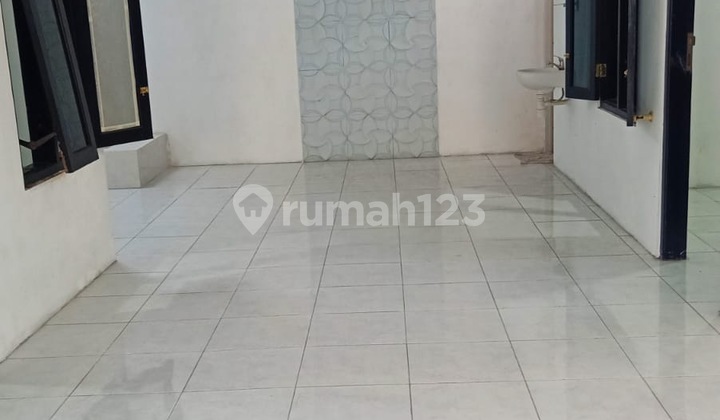 Rumah Minimalis Modern Di Cluster Exclusive Di Wonorejo, Solo