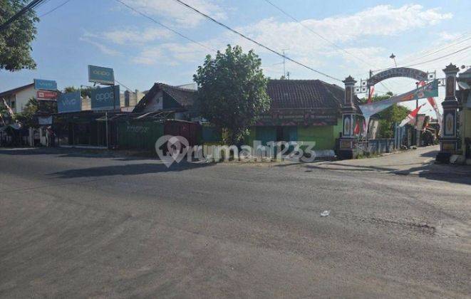 Toko strategis hitung tanah 1 lantai di jalan raya Baki 2