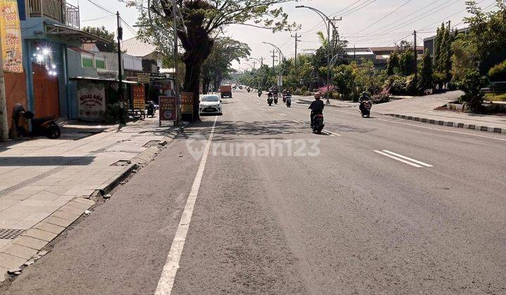 Bangunan 2 lantai bisa untuk ruko, gudang sekaligus ruang usaha di  salah satu pinggir jalan raya utama 2