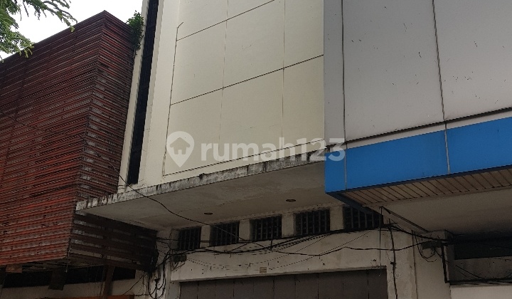 Ruko 3,5 Lantai Strategis Di Jalan Slamet Riyadi Solo 1
