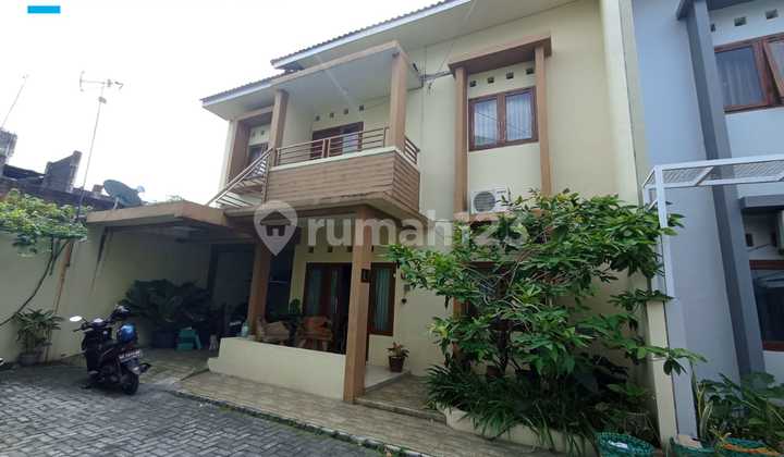 Rumah Cluster 2 Lantai Bagus Strategis Siap Huni Di Banyuanyar Solo. Rumah Cluster 2 Lantai Bagus Strategis Siap Huni Di Banyuanyar Solo.