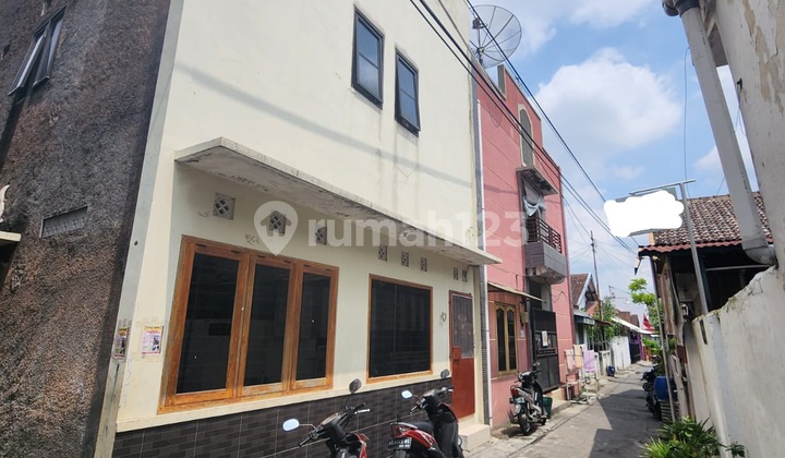 Rumah Kos Aktif 3 Lantai Di Pusat Kota Solo 2