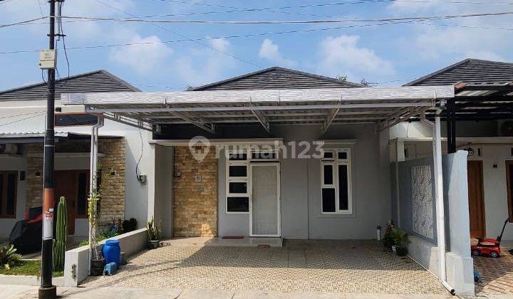 Rumah Bagus Minimalis Modern Siap Huni Dengan Perabot Di Cluster 1