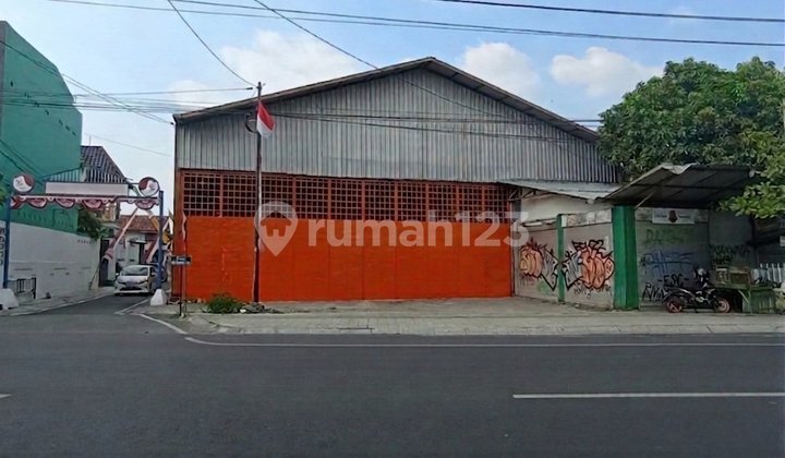 Strategic Warehouse Renovation Finishing Near Klodran Toll Gate