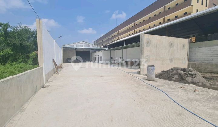 Good Warehouse Strategic Near Kartasura Toll Gate