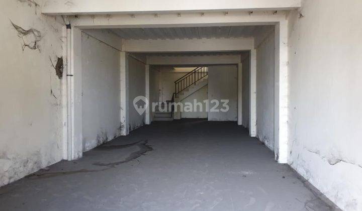Ruko 3 Lantai Di Jl. Adisucipto Colomadu 2
