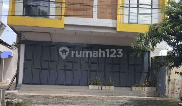 Ruko 2 Lantai Strategis Lokasi Premium Pusat Bisnis di Kota Solo