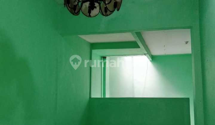 Rumah 2 Lantai Siap Huni di Perumahan Dekat Mall The Park, Solo Baru 2