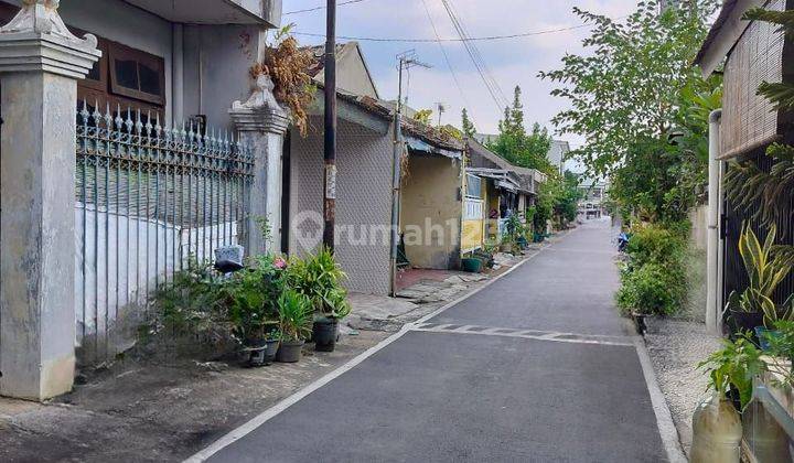 Rumah dekat Jalan Ir. Soekarno Solo Baru hitung tanah di Waringinrejo 2