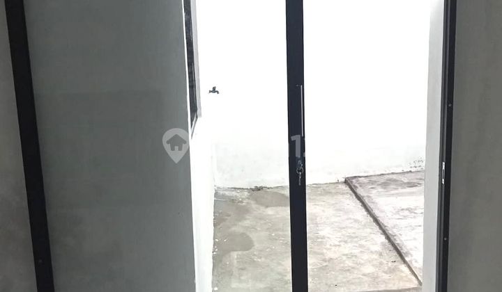 New Fresh Modern Minimalist House in Grogol, Solo 2