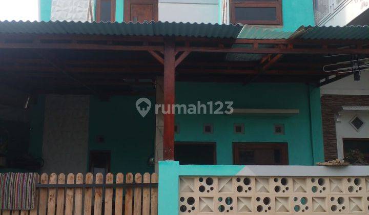 Rumah 2 Lantai Siap Huni Di Area Pemukiman Di Gagaksipat Dekat Colomadu, Solo 1