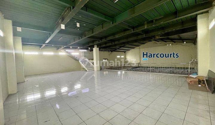 Ruko 3 Lantai Dekat The Park Mall & Pakuwon Mall Solo Baru 2