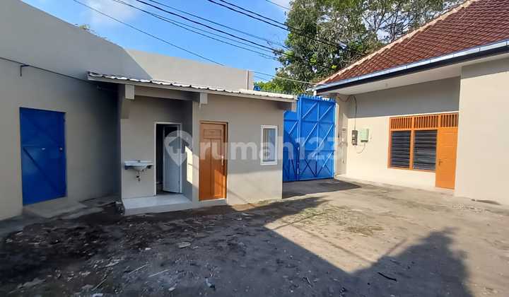 Ready-to-Use Warehouse on Adi Sucipto Street, Solo