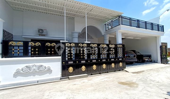 Rumah Bagus Baru Gress 1½ Lantai Di Cluster