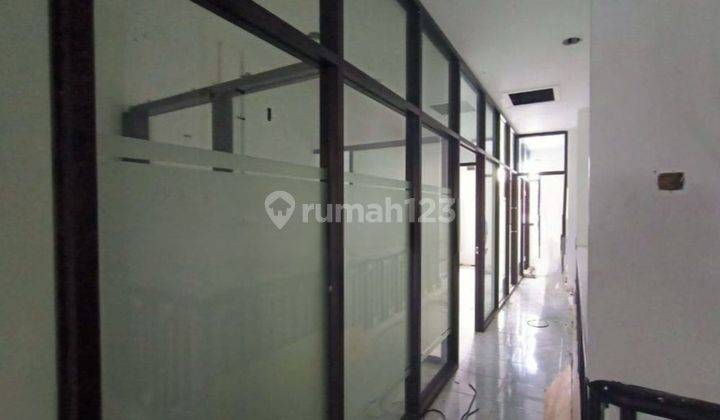 Ruko Strategis 3 Lantai Di Kompleks Ruko Jalan Ir. Soekarno Solo Baru 2