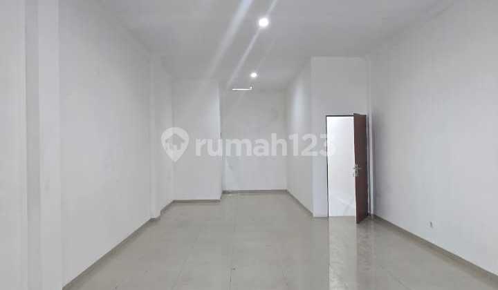 Strategic Shop House Near Jalan Veteran Tipes Serengan Solo 2