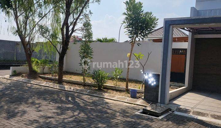 Rumah Cantik Siap Huni Di Cluster Rumah Mewah & Elit 2