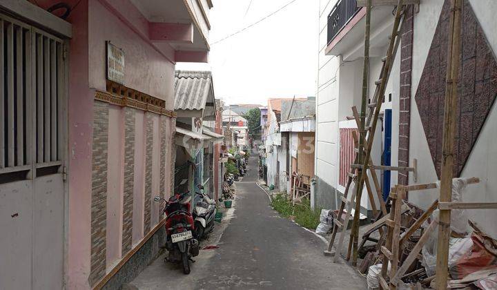 Rumah kos 2 lantai siap huni di lingkungan kost kampus UNS 2