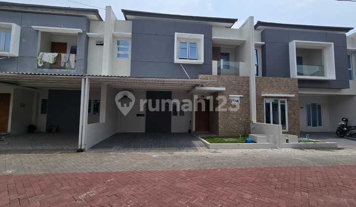 Rumah Baru Gress Minimalis 2 Lantai Di Cluster Elite Baturan Dekat Pintu Tol Klodran Solo 1
